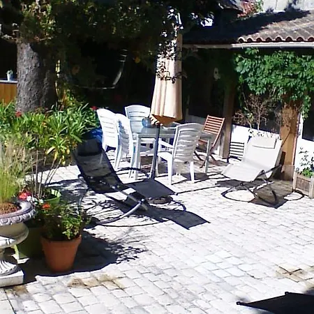 לינה וארוחת בוקר Vignola